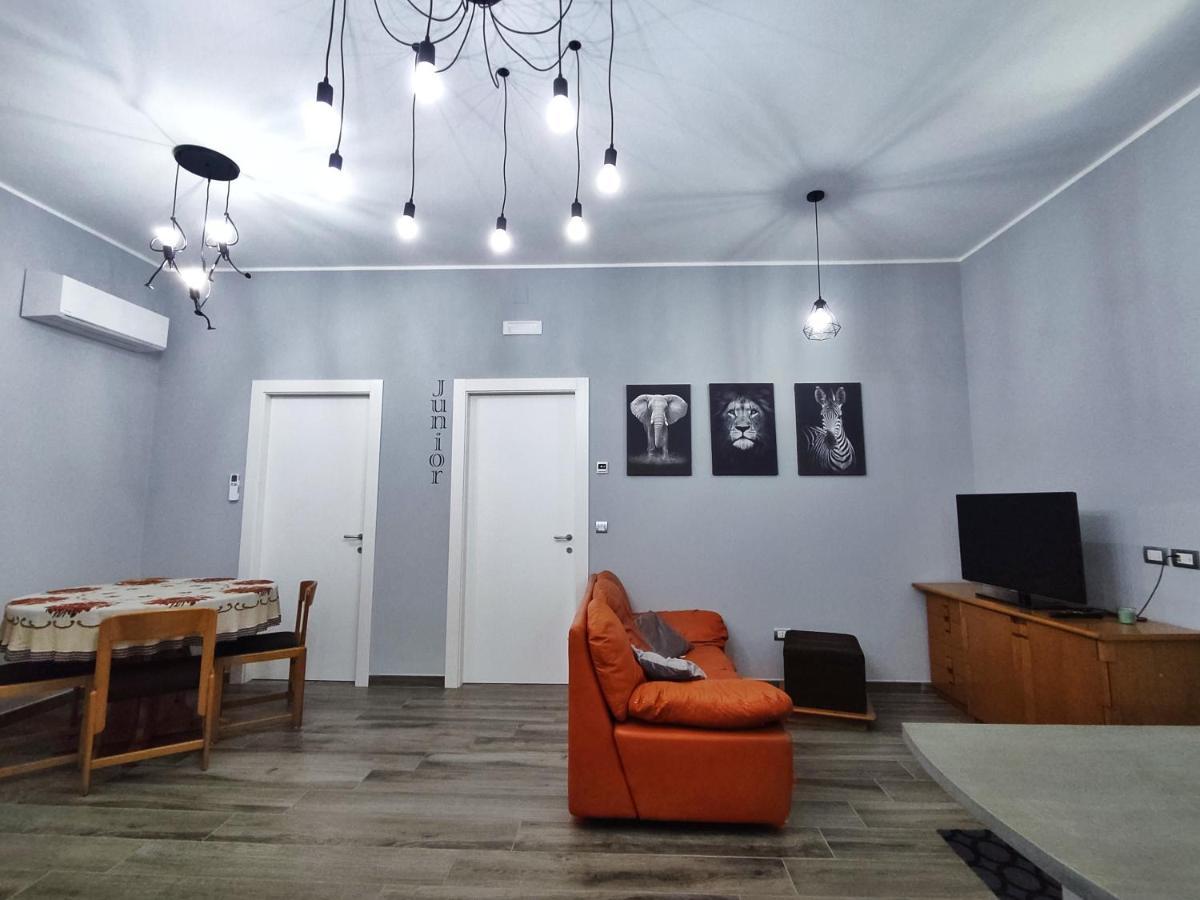 The Junior House - Casa Vacanza Лаурия Инфериоре Экстерьер фото