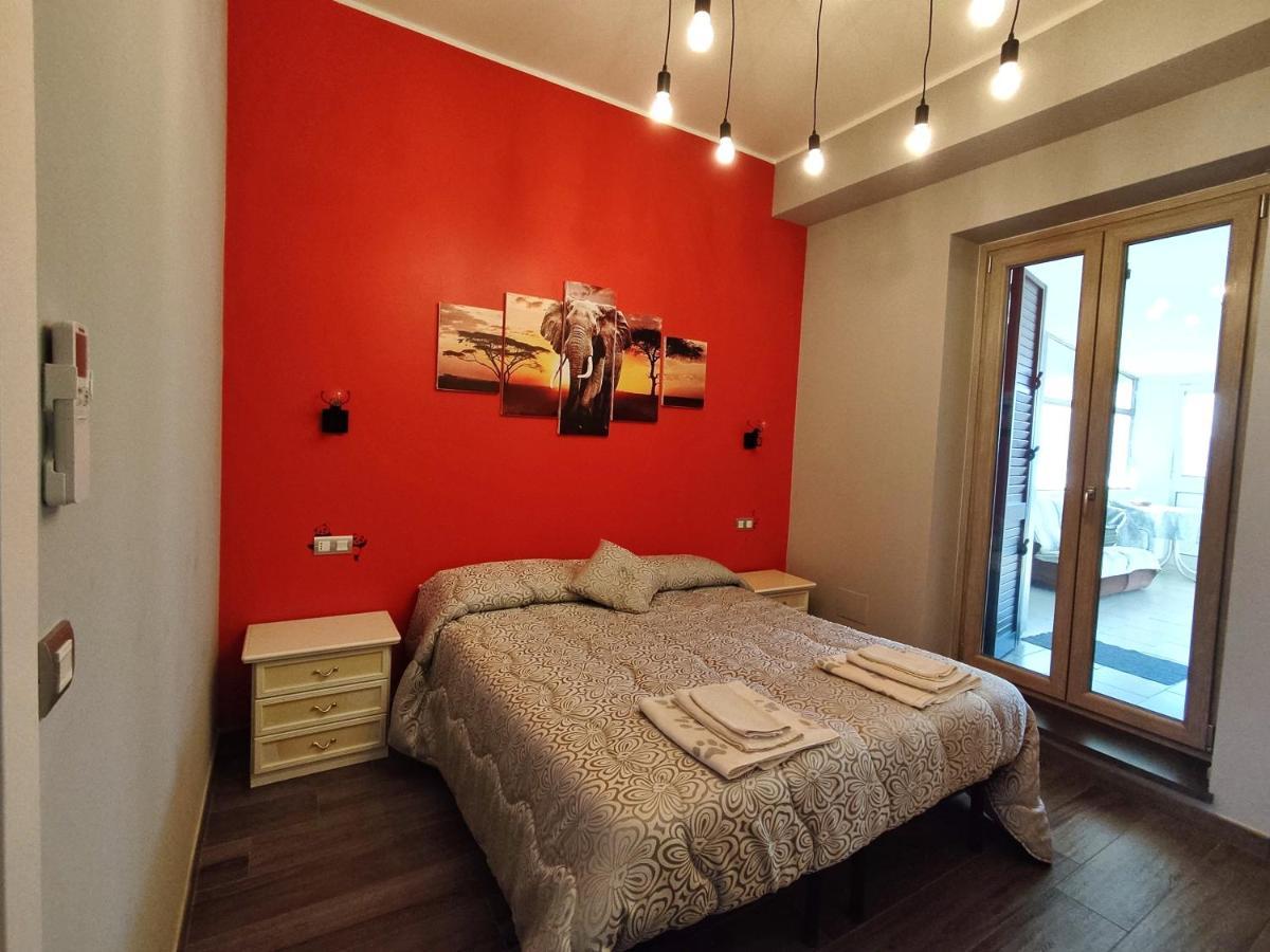 The Junior House - Casa Vacanza Лаурия Инфериоре Экстерьер фото